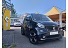 Smart ForTwo Cabrio LuxeAutomatik Tce 90 cooles rotes Stoffdach