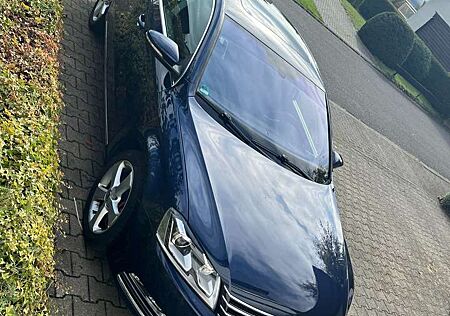 VW Passat Volkswagen 3.6 V6 4Motion DSG Highline
