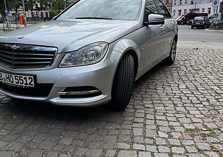 Mercedes-Benz C 200 CDI DPF Automatik BlueEFFICIENCY