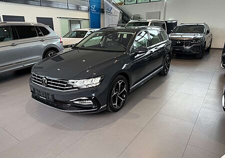 VW Passat Variant Volkswagen Passat R-Line 2.0 TDI DSG AID/H&K/KAM/PANO/AHK