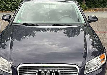 Audi A4 1.6