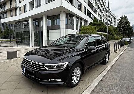 VW Passat Variant Volkswagen 2.0 TDI DSG Comfortline R-Line