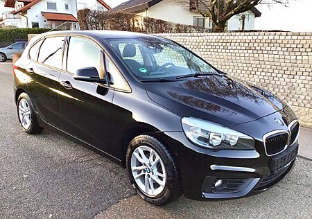 BMW 216 i Active Tourer Sport Line - Top Zustand !