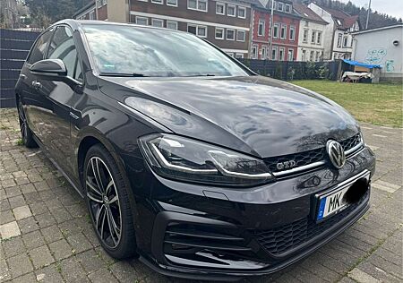 VW Golf Volkswagen GTD Facelift Top Zustand !!