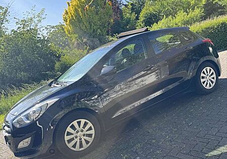 Hyundai i30 blue Classic