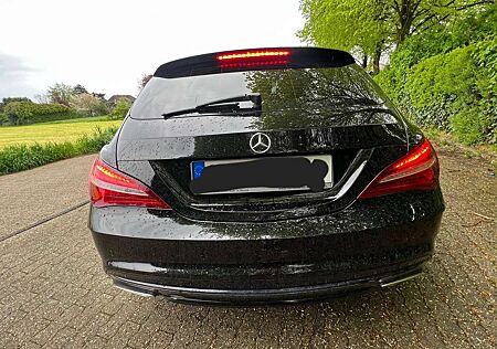 Mercedes-Benz CLA 220 4Matic (117.947) (AMG Line)