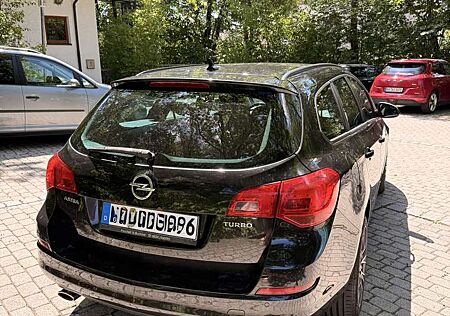 Opel Astra Design Edition - Sitzheizung - Alufelgen - PDC