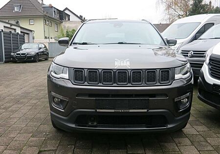 Jeep Compass Limited 4WD,Automatik,Navi,