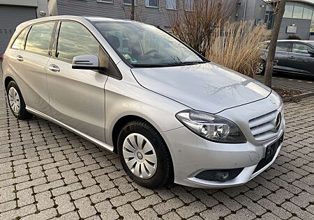 Mercedes-Benz B 180 CDI / d (246.212)