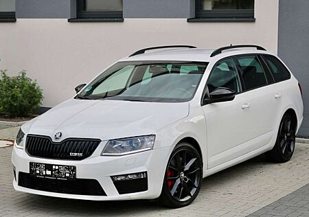 Skoda Octavia Combi RS 2.0 TDI/8 FACH/PDC/SHZ/Green te