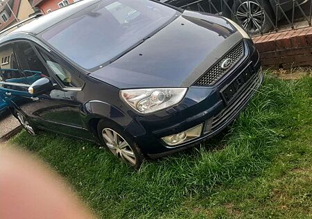 Ford Galaxy 2.0 TDCi DPF Ghia