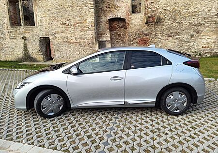 Honda Civic 1.8 i-VTEC Elegance