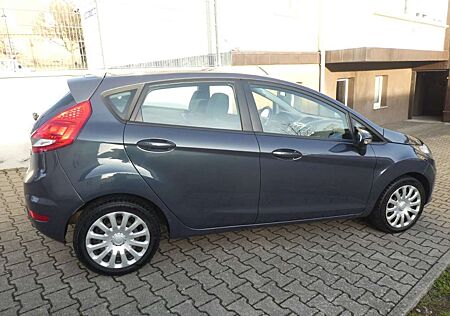 Ford Fiesta 5-Türer 1.25 Trend, Zahnriemen + KD neu