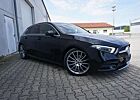 Mercedes-Benz A 220 AMG-Line 4Matic 19" Navi PDC SHZ