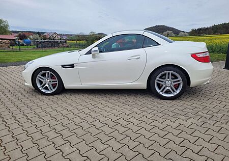 Mercedes-Benz SLK 200 SLK+200+(BlueEFFICIENCY)+7G-TRONIC