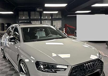 Audi RS4 + ABT 1/50