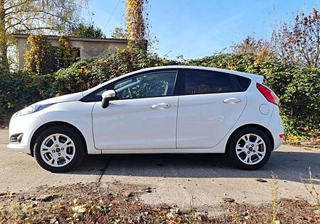 Ford Fiesta KLIMA + ALUS + 1.HAND + ZR NEU +TÜV NEU