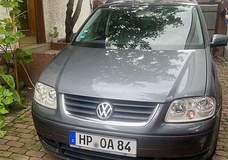 VW Touran Volkswagen Trendline