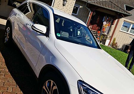 Mercedes-Benz GLC-Klasse GLC 200 GLC+200+d+4Matic+9G-TRONIC