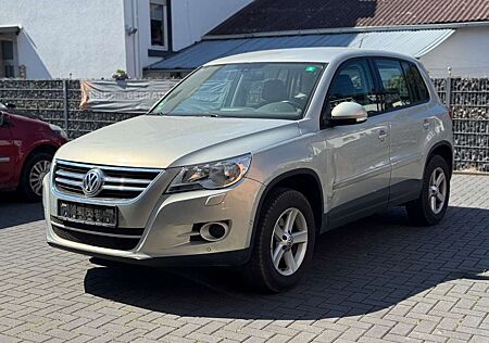 VW Tiguan Volkswagen 2.0TSI*125KW*DSG*4MOTION*TÜV 04/26*