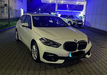 BMW 118 d Sport Line"AUTOMATIK"NAVI"EURO6"