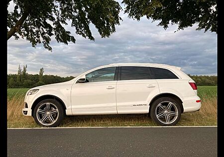 Audi Q7 TDI Quattro® S-Line 7-Sitzer Facelift LED 21“