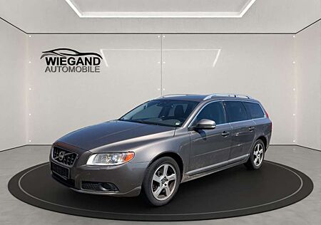 Volvo V70 D3 Geartronic Summum+AUTOMATIK+EXPORT+PDC+LE