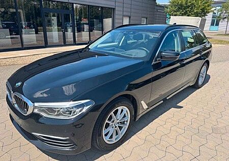 BMW 530 d xDrive Touring Head-Up/LED/Kamera/1.Hand