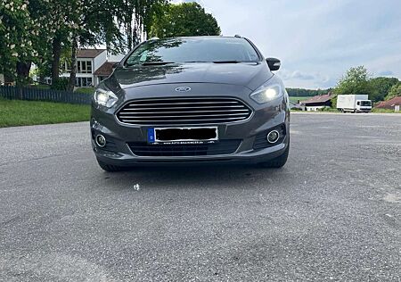 Ford S-Max 2.0 EcoBlue Aut. Titanium