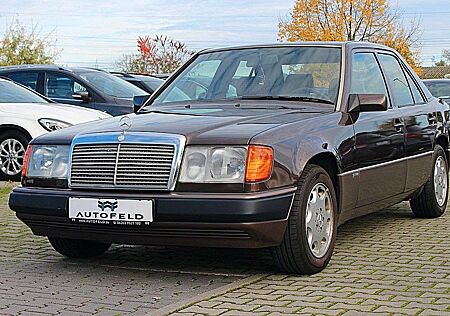 Mercedes-Benz E 320 Sprtline/OLDTIMER/AUTOMATIK/TOP ZUSTAND/