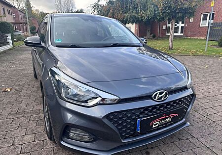 Hyundai i20 YES!*EDITION*R-CAM*TOUCH*SH*AC*APP