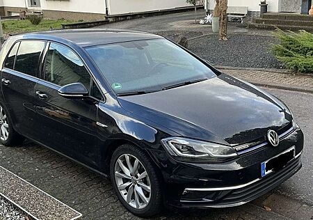 VW Golf Volkswagen Highline BlueMotion