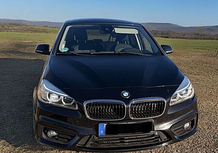 BMW 218 d Advantage 7 Sitzer AHK Garantie