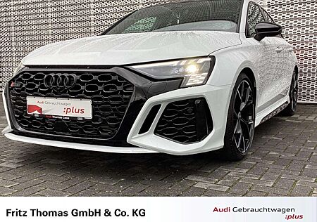 Audi RS3 Limousine 2.5 TFSI quattro MLED Pano Navi B&O Lede