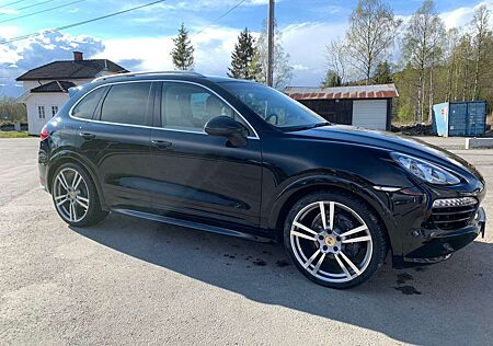 Porsche Cayenne Diesel Platinum Edition