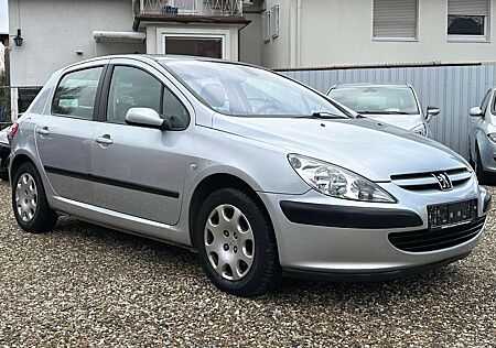 Peugeot 307 1.6 Premium Automatik 8xBereift Scheckheft AHK