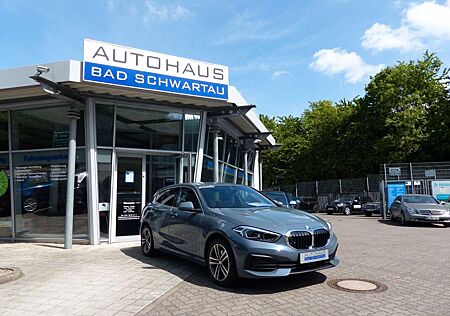 BMW 118 i "Advantage", Navigation, LED, 17" LM, Leder