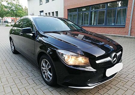 Mercedes-Benz CLA 200 CLA Shooting Brake 200 d 7G-DCT Peak Edition