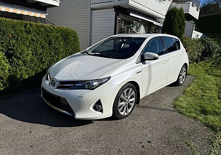 Toyota Auris 1.8 Hybrid Executive