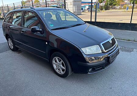 Skoda Fabia Ambiente Combi (6Y5)