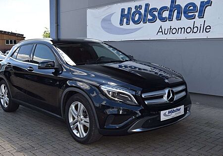 Mercedes-Benz GLA 220 !AUTOM!Panoram.Xenon,Navi,Parks,V&H,Sitzh