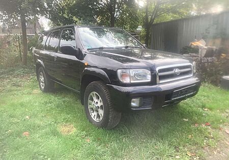 Nissan Pathfinder 3.5 V6 Automatik mit Gasanlage u AHK