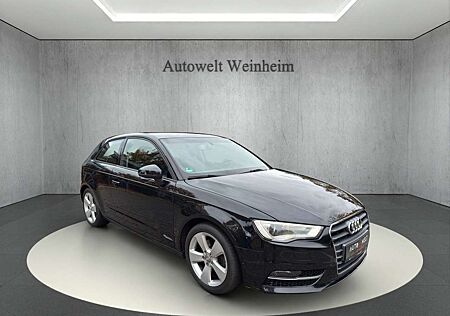 Audi A3 °AMBITION°1.HAND°B&O°NAVI°XENON°SHZ°PDC°KEYLES