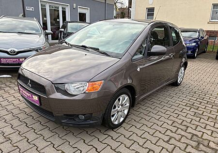 Mitsubishi Colt ClearTec 35 Jahre / Sitzheizung