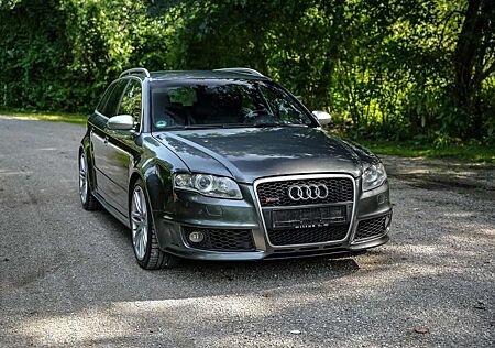 Audi RS4 MEGA-ANGEBOT -- 2 9 -0 0 0 0 -E U R