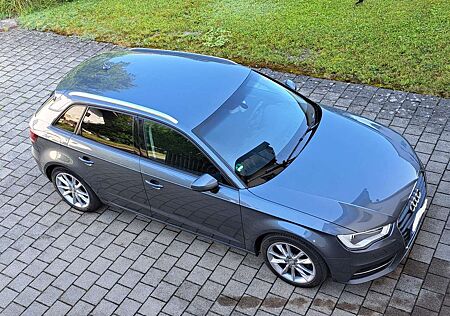 Audi A3 2.0 TDI Sportback Attraction