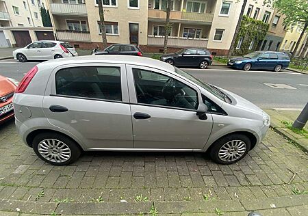 Fiat Grande Punto 1.2 8V Basis ( 09.2010->)