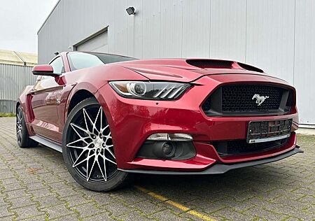 Ford Mustang 5.0 V8 GT Performance Navi Schalt LPG