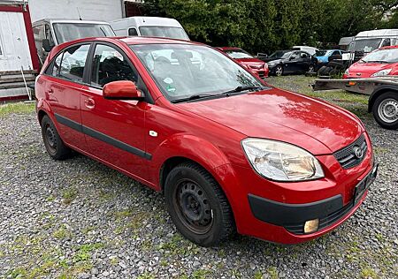 Kia Rio 1.6 EX