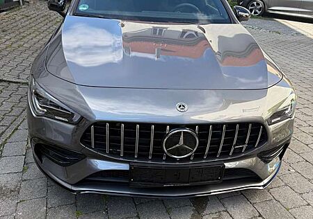 Mercedes-Benz CLA 35 AMG AMG